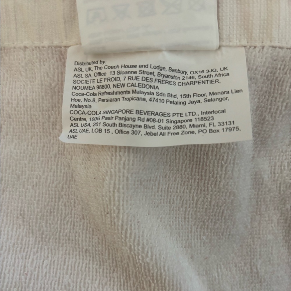 Coca-Cola FIFA World Cup Russia 2018 Beach Towel Collectible Flaws Shown-Review - Picture 3 of 12